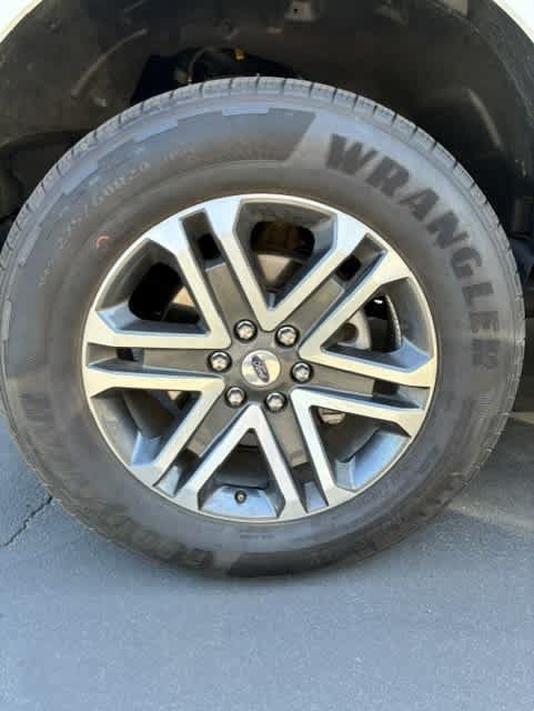 Used 2023  Ford XL image 6