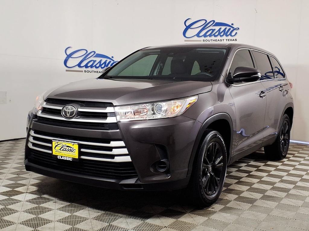 Used 2019 Predawn Gray Mi Toyota LE image 5