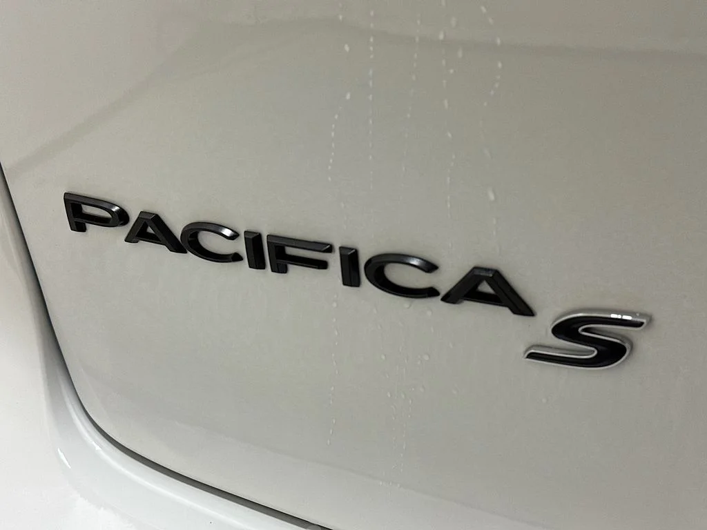 2026 Chrysler Pacifica Limited - Photo 22