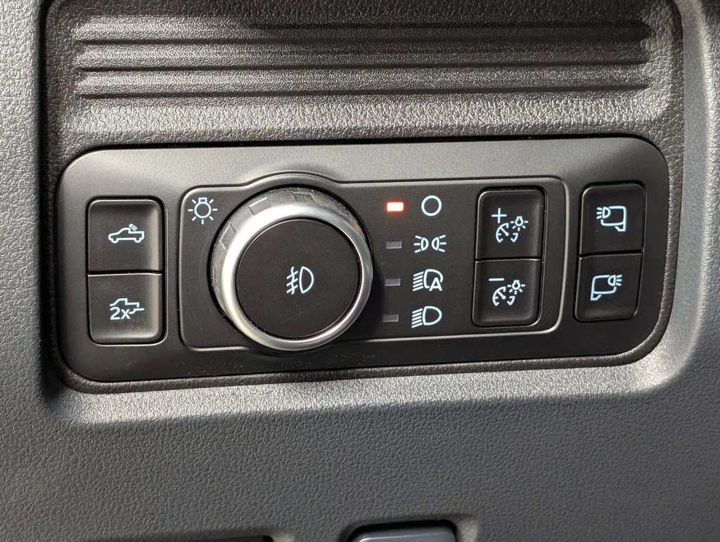 New 2026 Carbonized Gray Metallic Ford F-250® Lariat® image 14