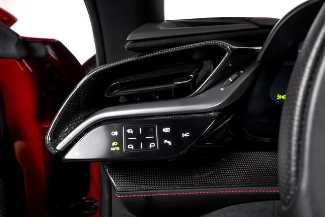 Used 2023 Rosso California Ferrari  image 39
