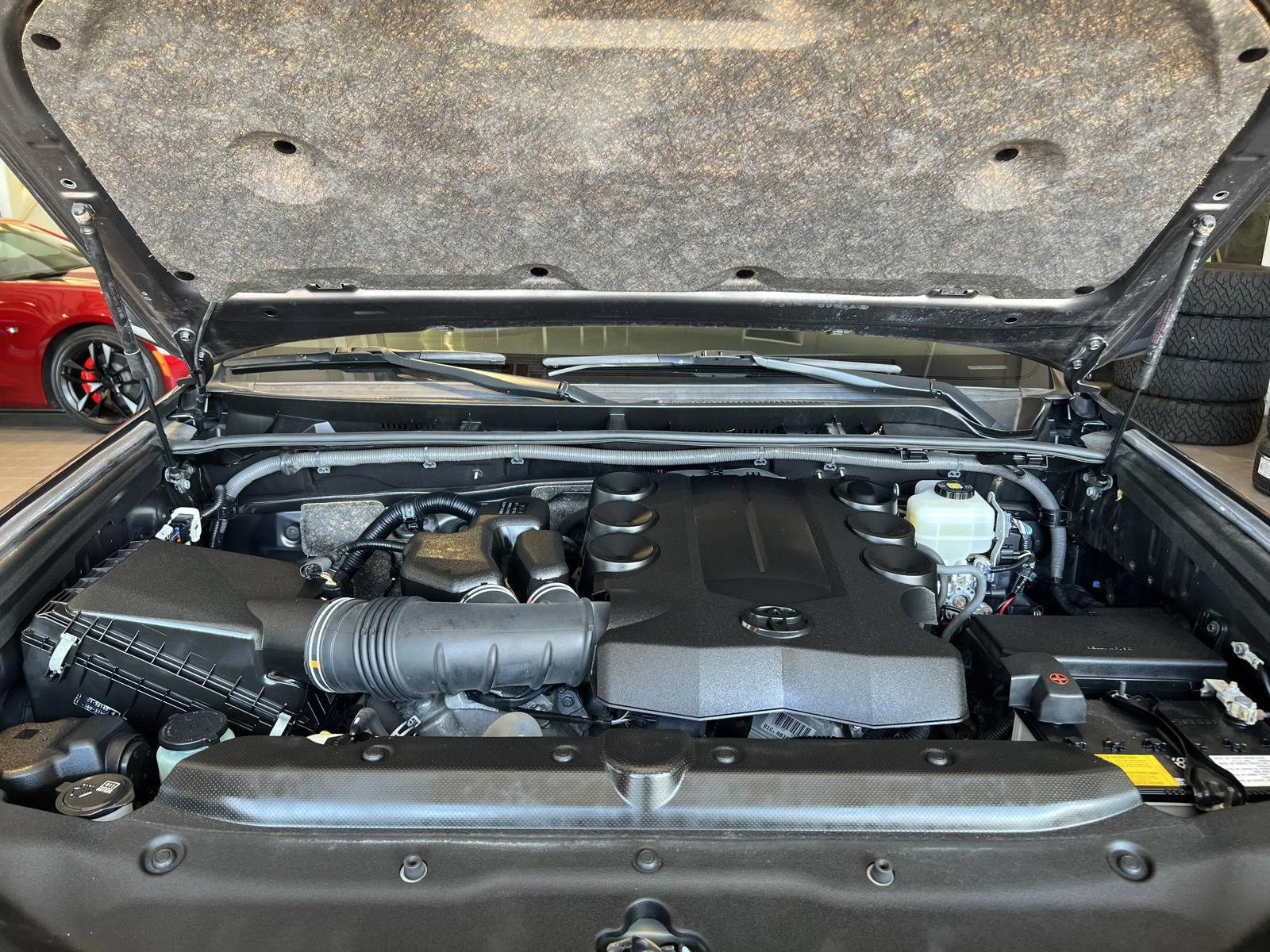 Used 2019 Gy Toyota SR5 image 11