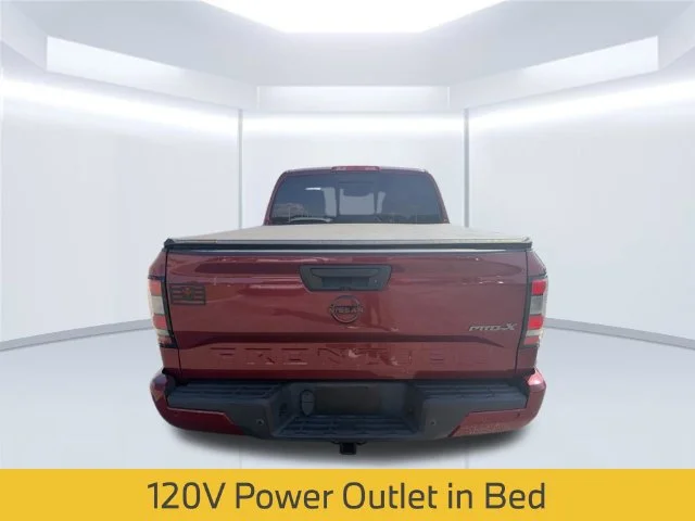 Used 2022 Red Nissan PRO-X image 8