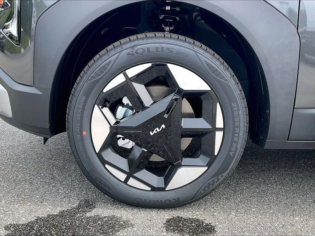 New 2027 Interstellar Gray Kia S image 8