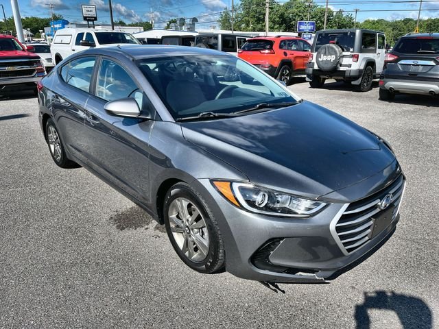 Used 2018 Gray Hyundai SEL image 11