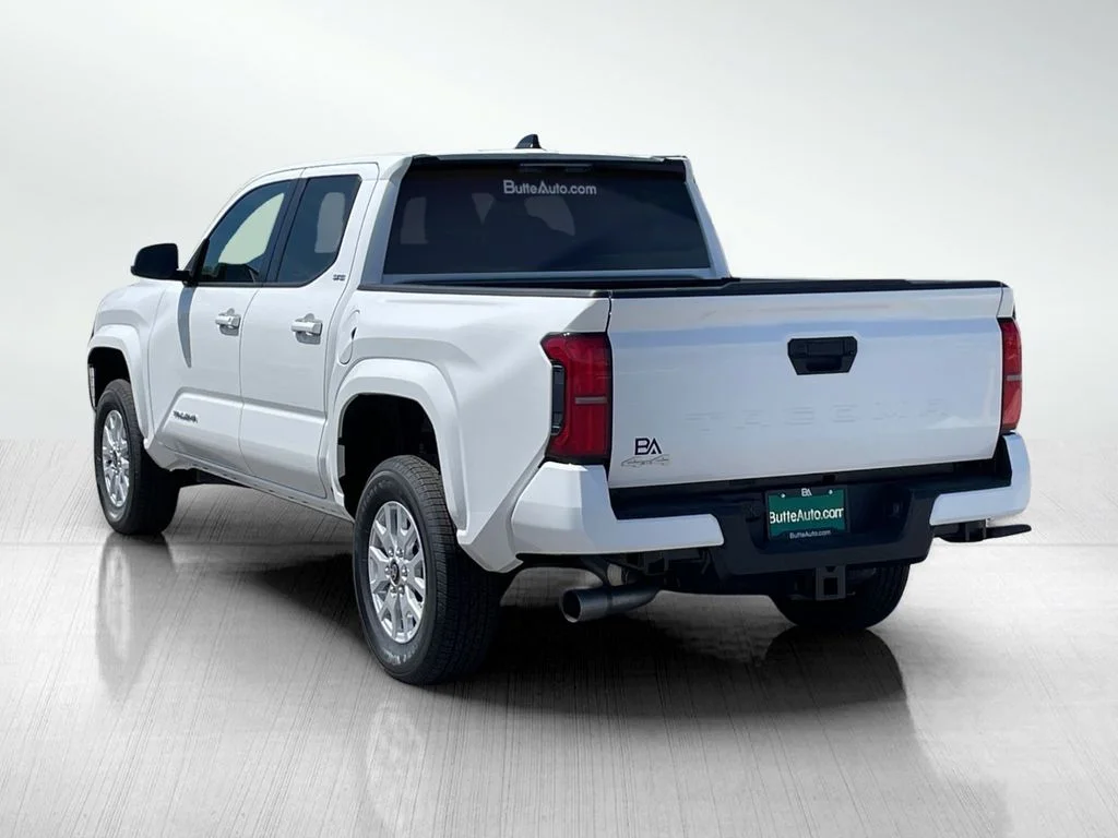 New 2026 Ice Cap Toyota SR5 image 5