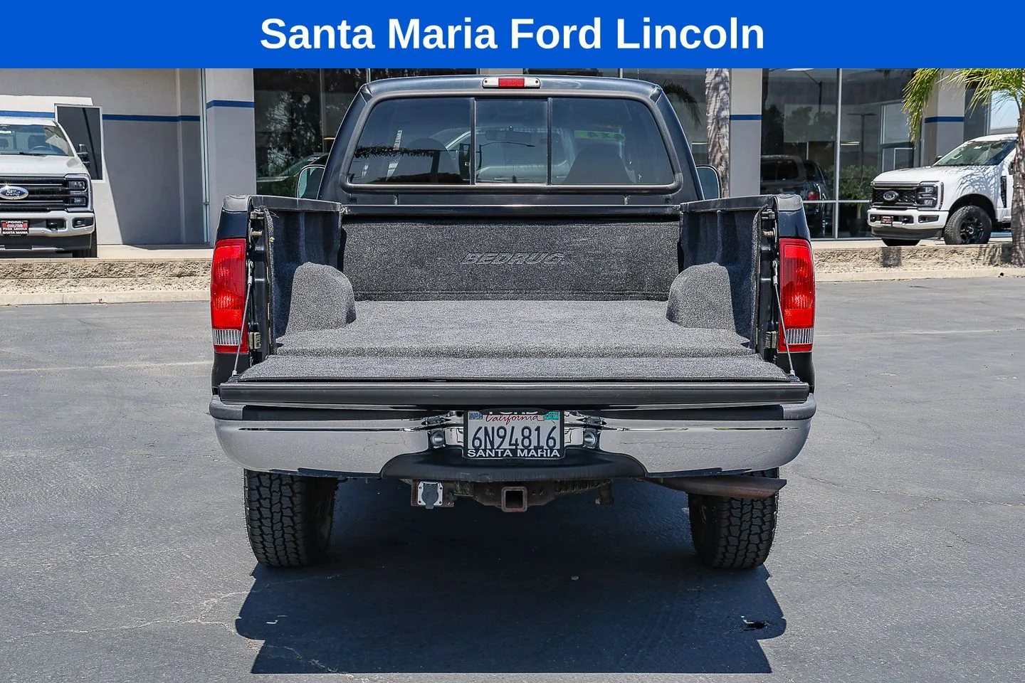 Used 2000 Black Ford Lariat image 6
