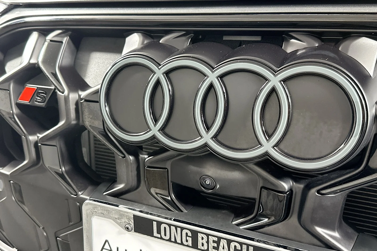 Used 2025 Daytona Gray Pearl Effect Audi Premium Plus image 15