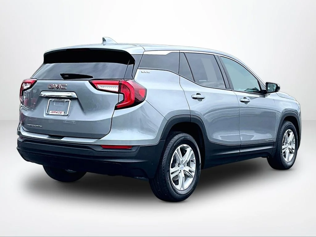 Used 2023 Silver GMC SLE image 2