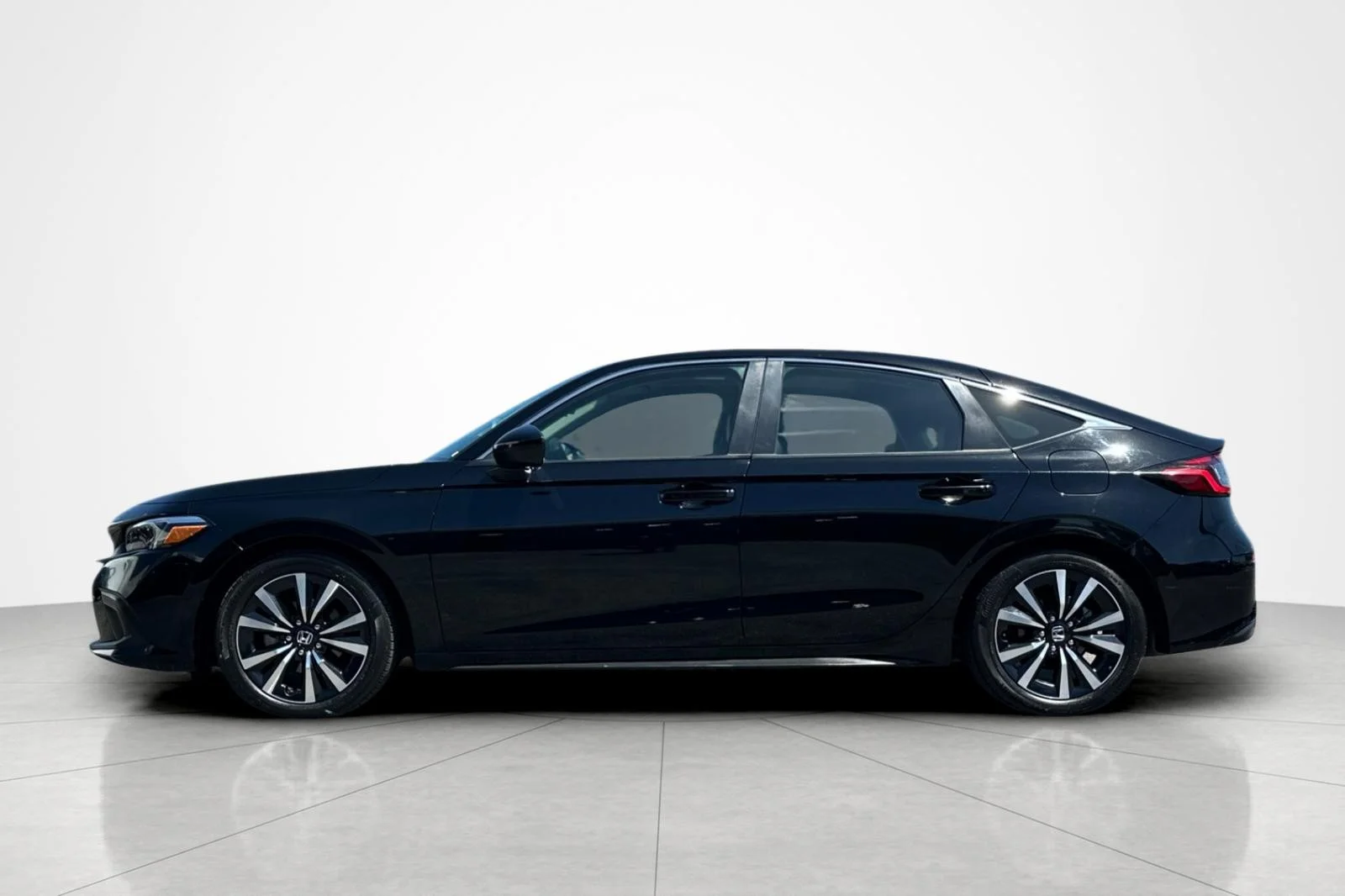 Used 2022 BLACK Honda EX-L image 2