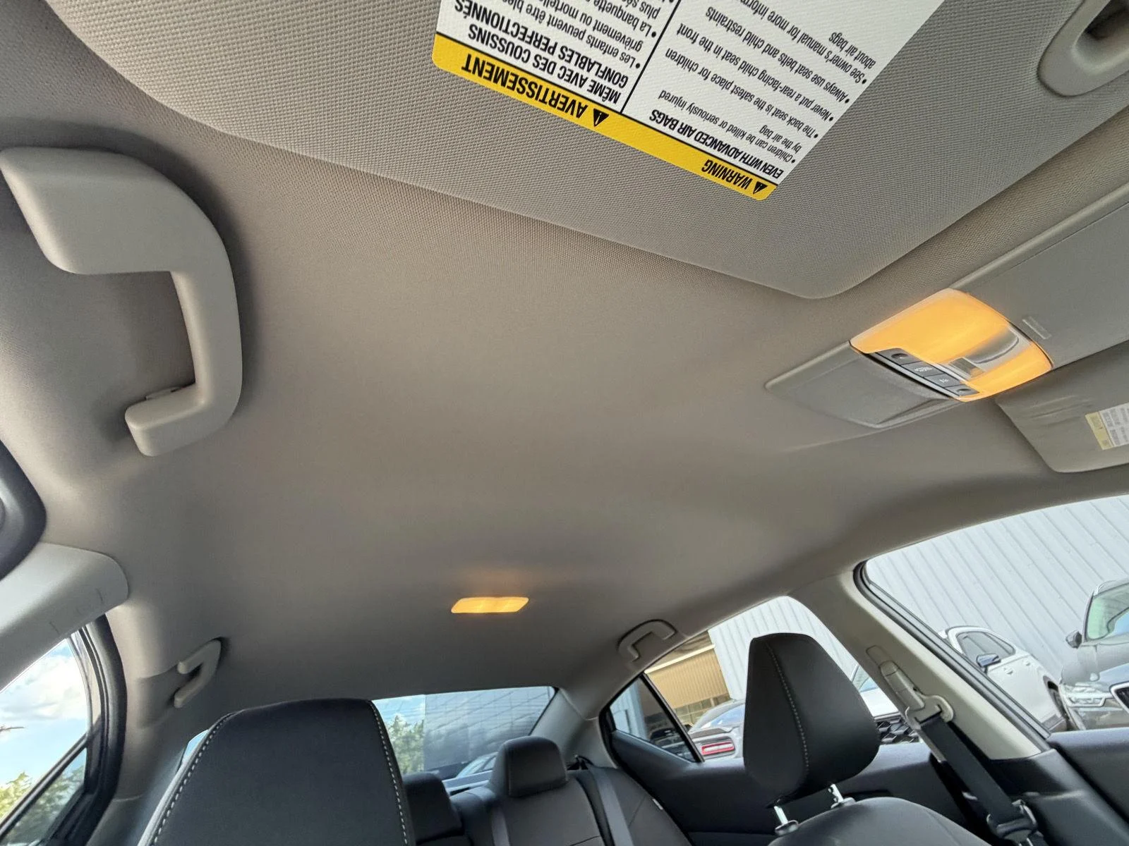 Used 2022 Gun Metallic Nissan 2.5 SV image 22