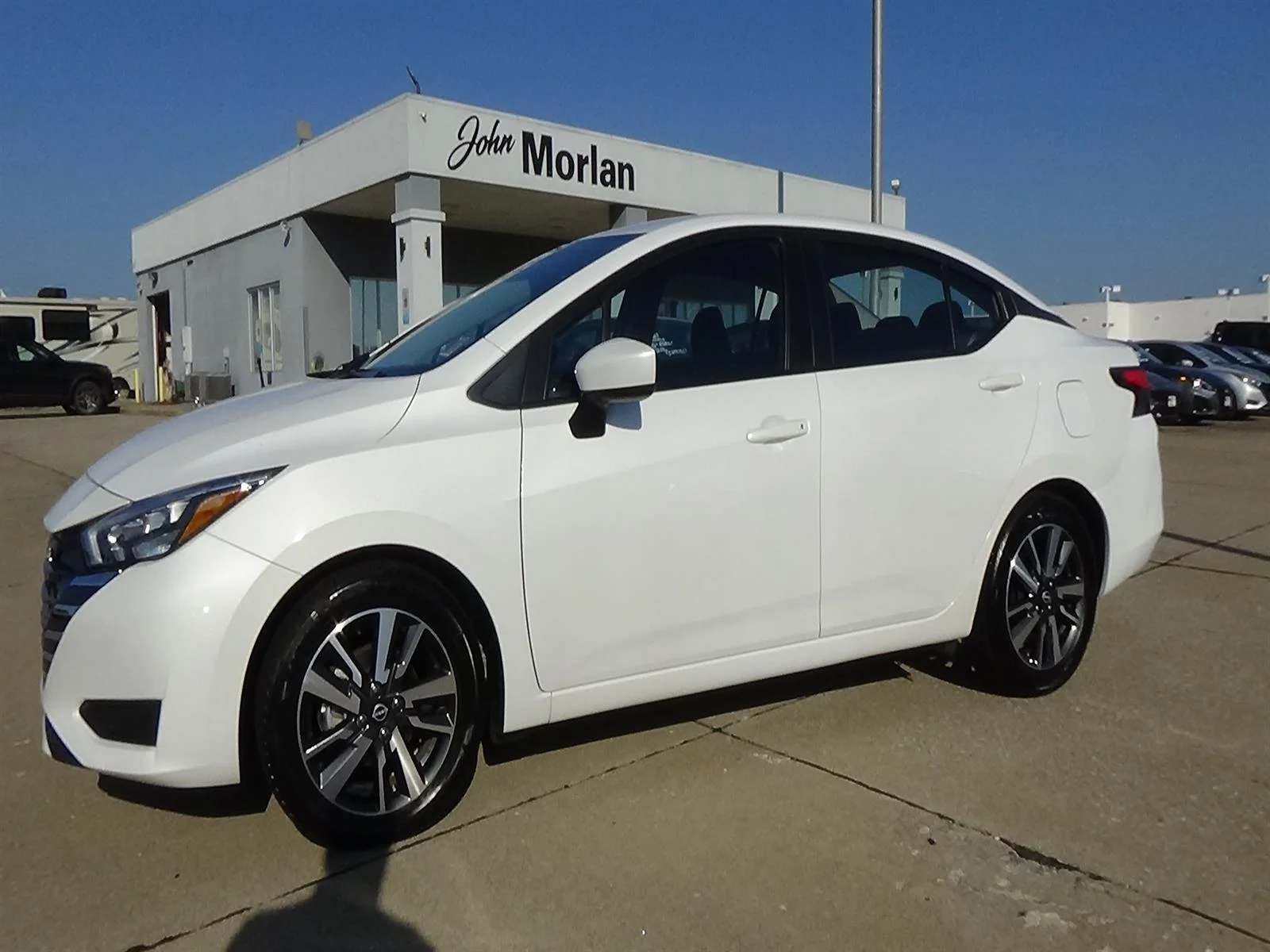 Certified Used 2025 Aspen White Tricoat (qac) Nissan SV image 1