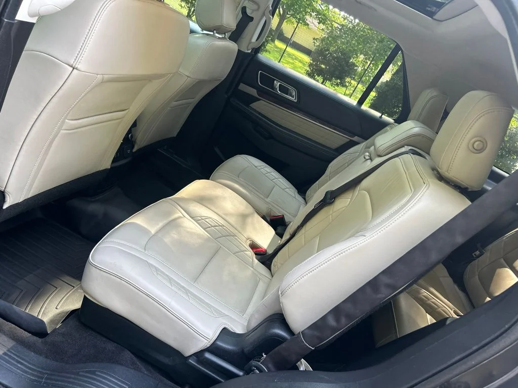 Used 2016 Gray Ford Platinum image 29