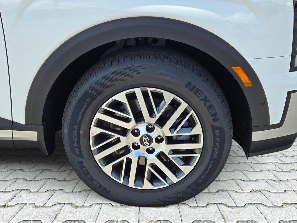 New 2026 White Hyundai SEL Premium FWD image 3