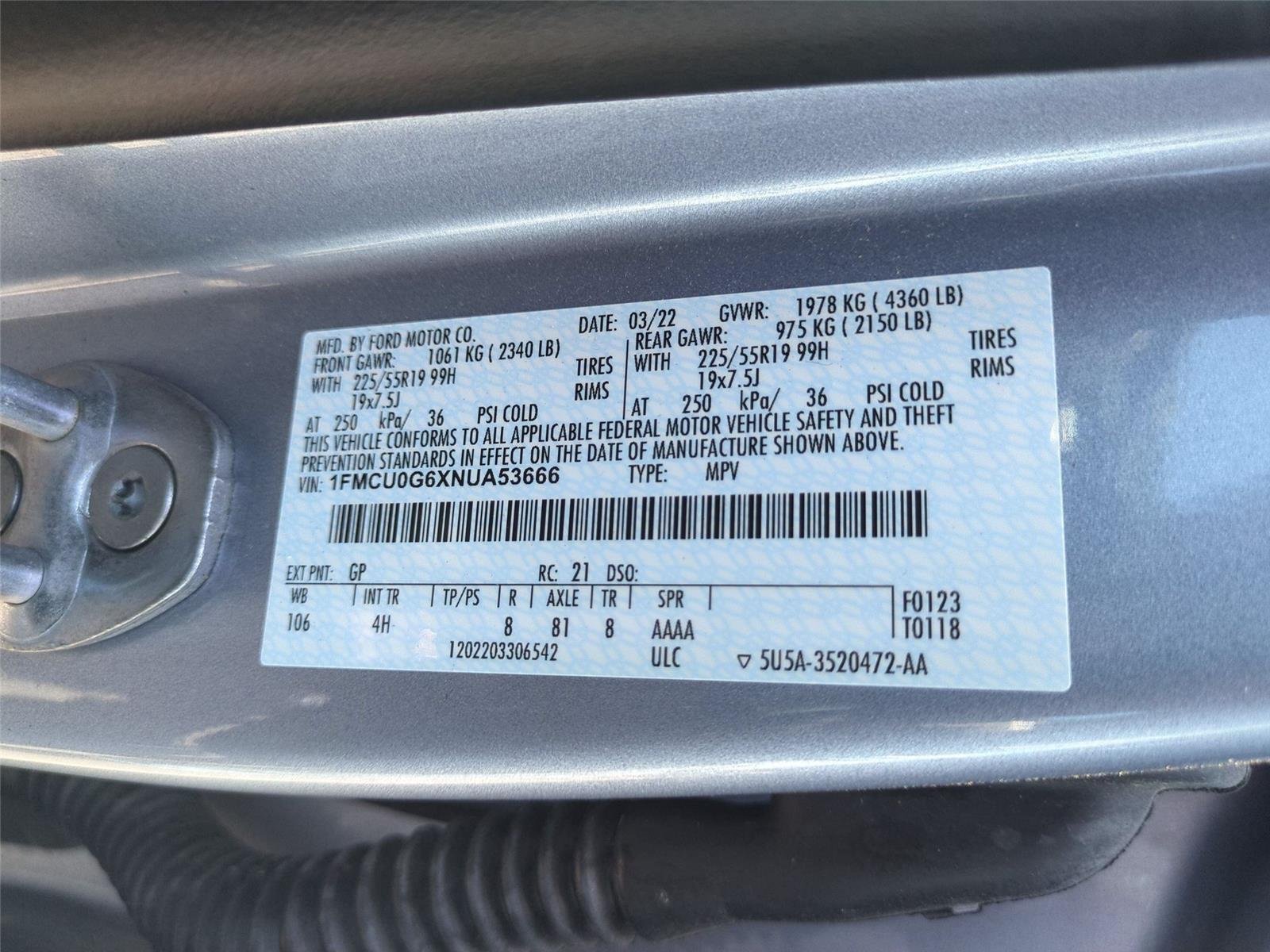 Used 2022 Iced Blue Silver Ford SE image 40