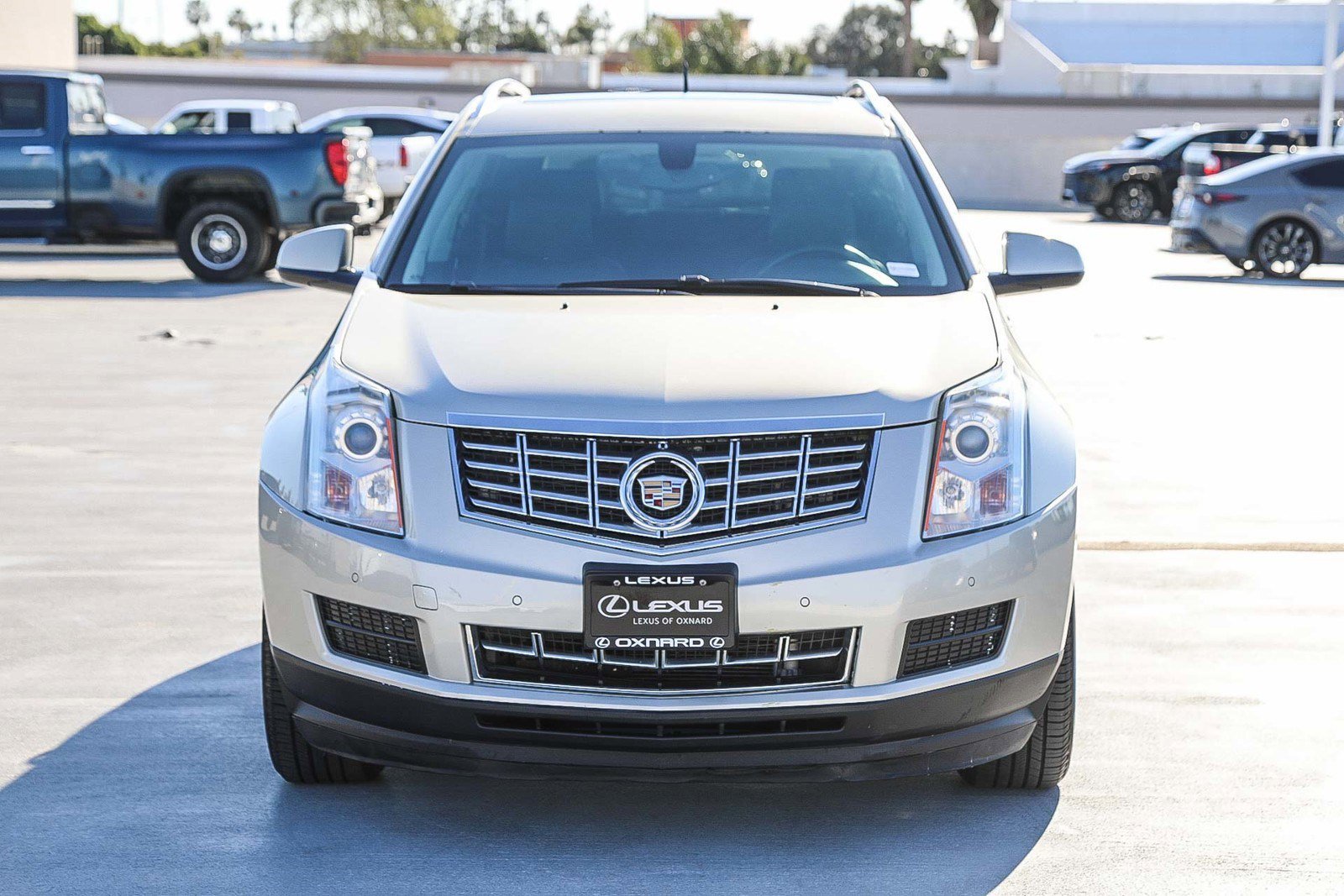 Used 2014 Cadillac SRX Luxury Collection with VIN 3GYFNBE32ES516526 for sale in Oxnard, CA