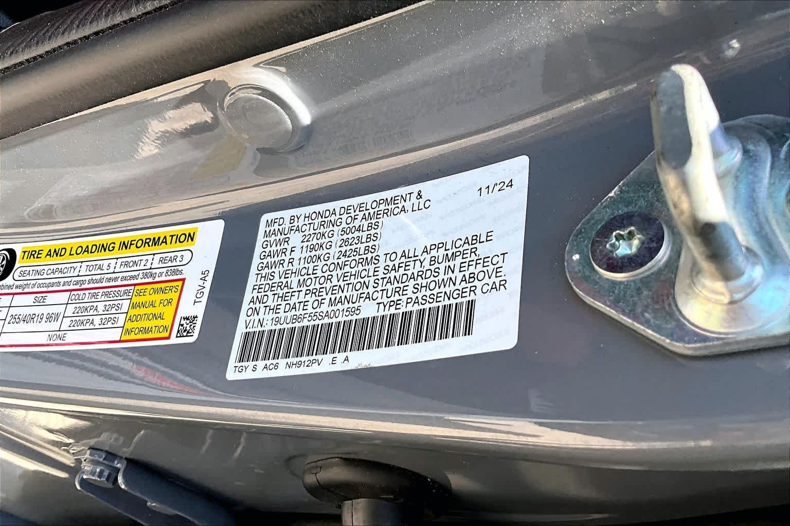 Used 2025 Urban Gray Pearl Acura w/A-Spec Package image 35