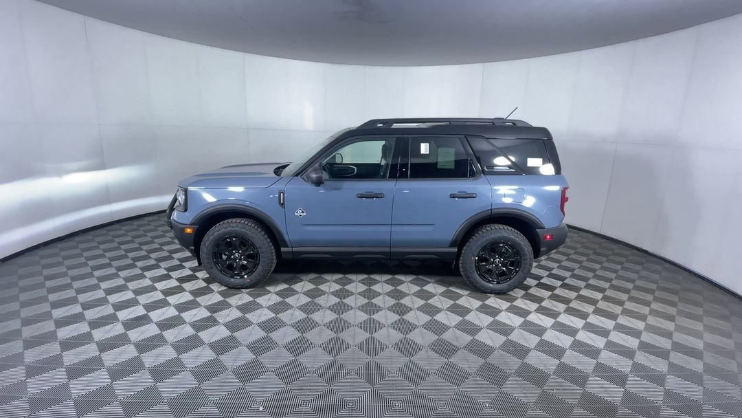 New 2025 Azure Gray Metallic Tri-Coat Ford Outer Banks image 5