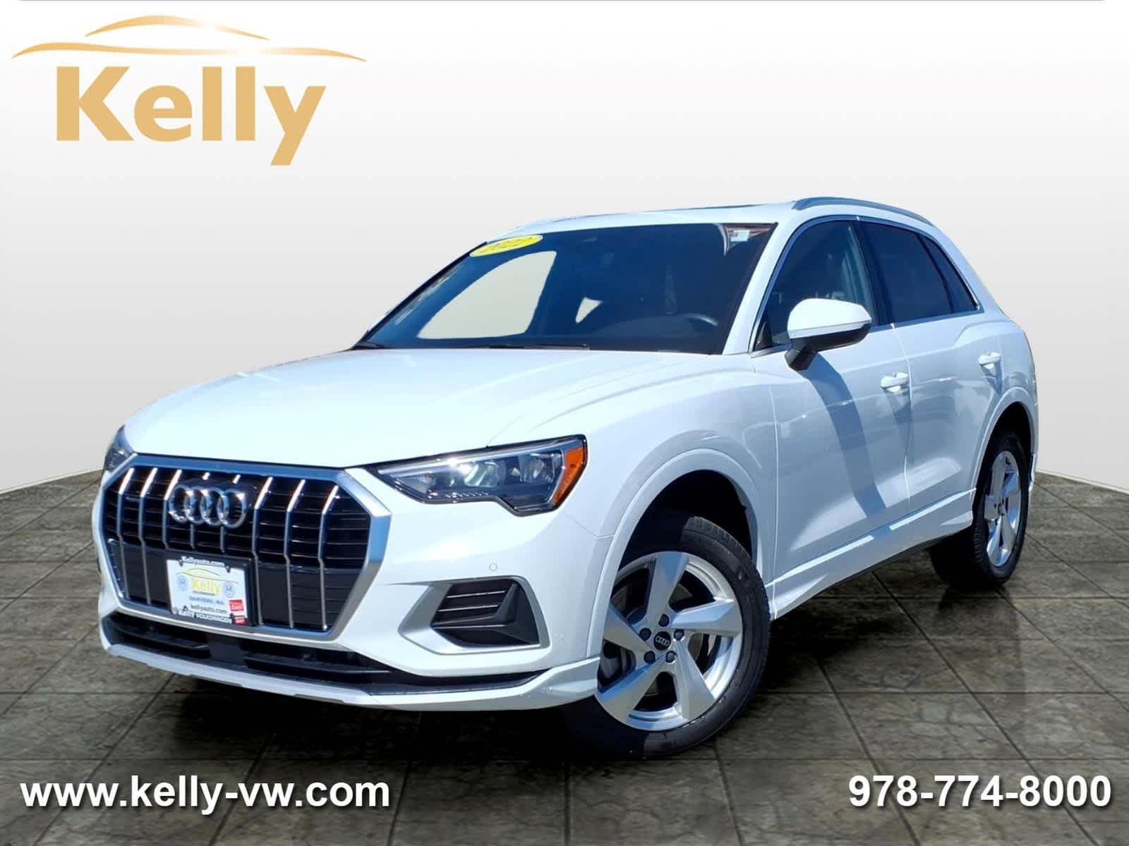 2022 Audi Q3 40 TFSI Premium quattro's photo
