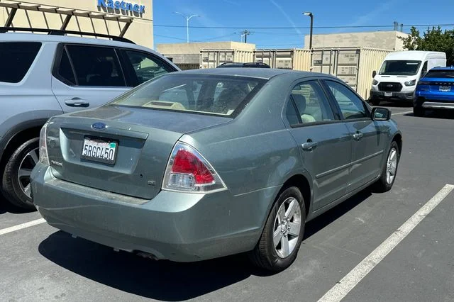 Used 2006 Titanium Green Metallic Ford SE image 5