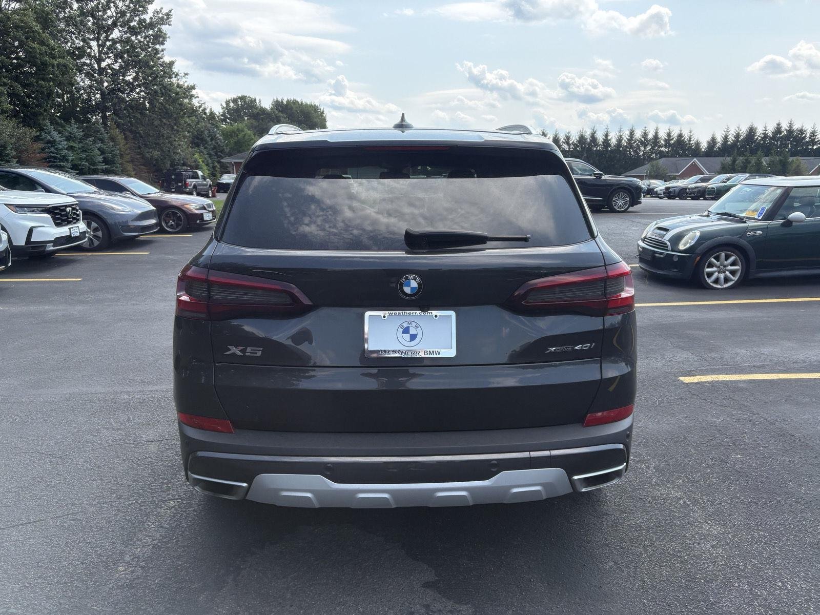 Used 2023 Dark Graphite Metallic BMW xDrive40i image 6