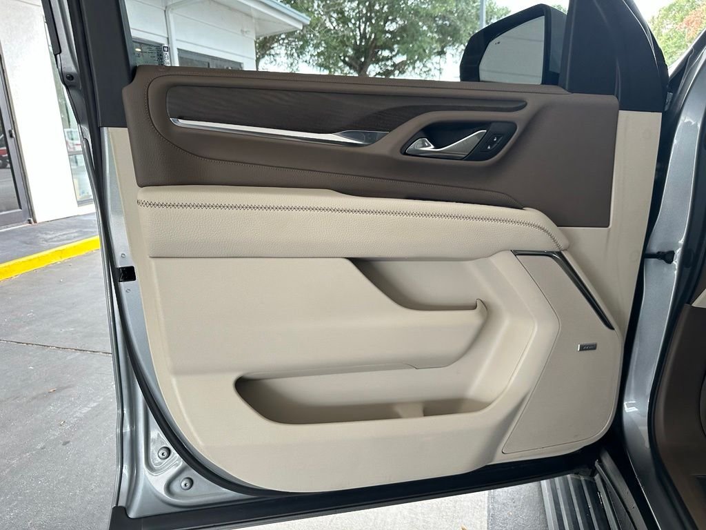 Used 2023 Silver GMC Denali image 11