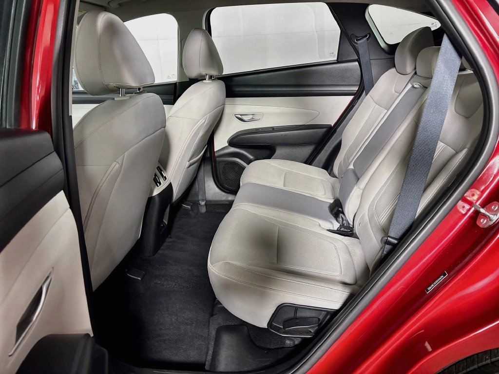 Used 2025 Red Hyundai SEL image 19