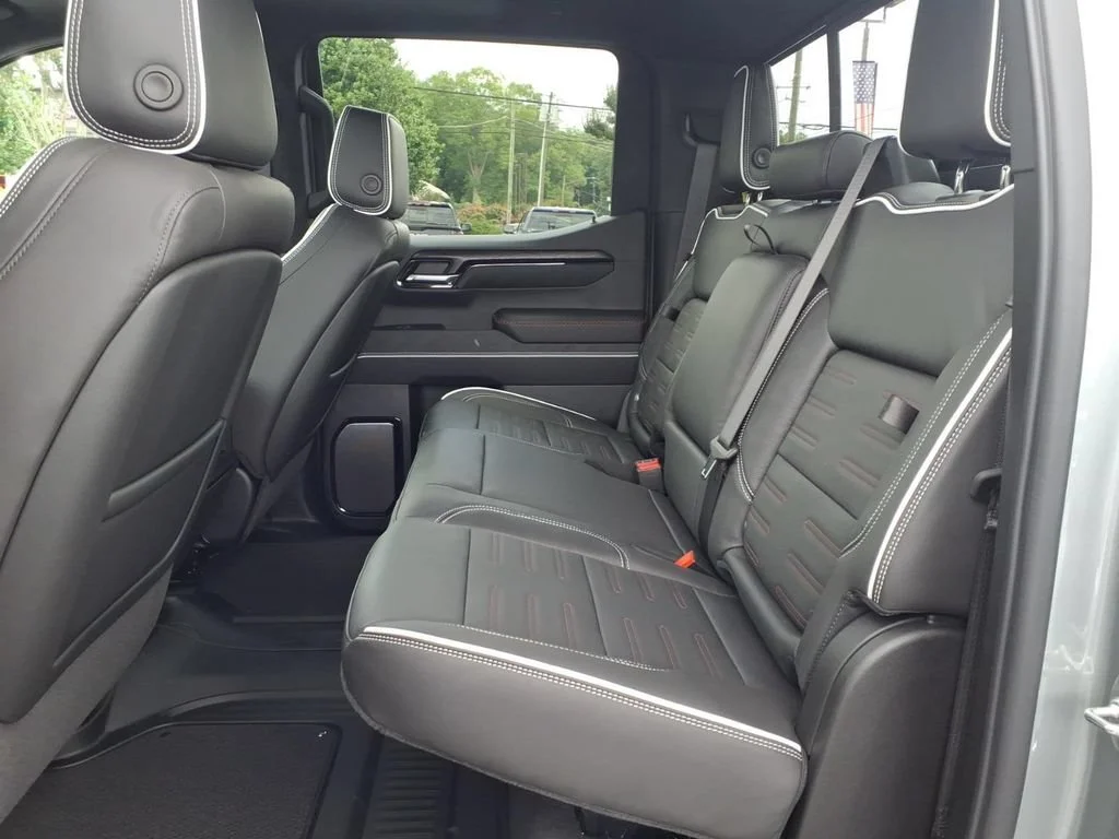 New 2026 Sterling Metallic GMC AT4X image 19