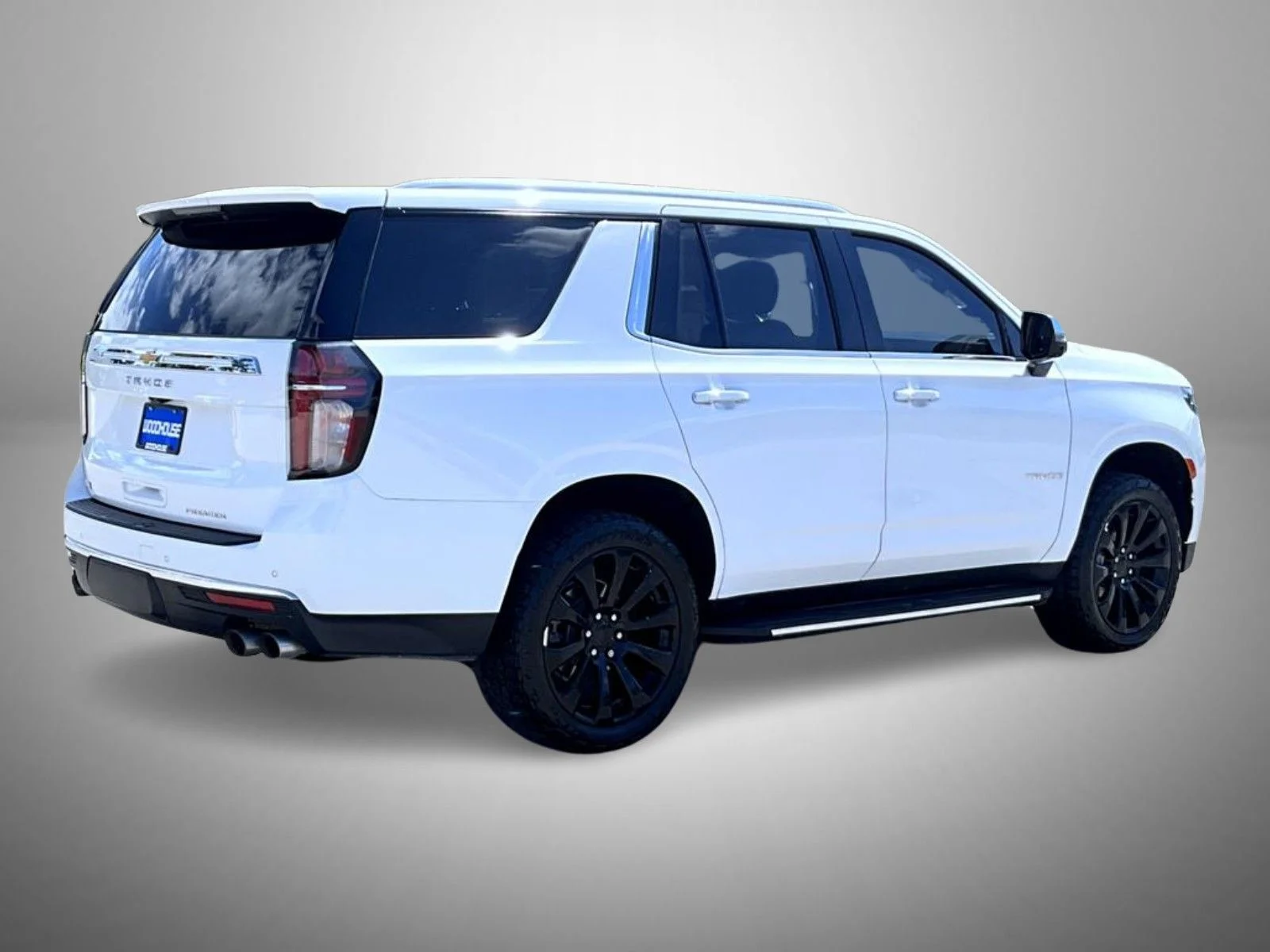 Used 2021 White Chevrolet LT image 5