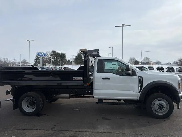 New 2026 Oxford White Ford F-550® XL image 29