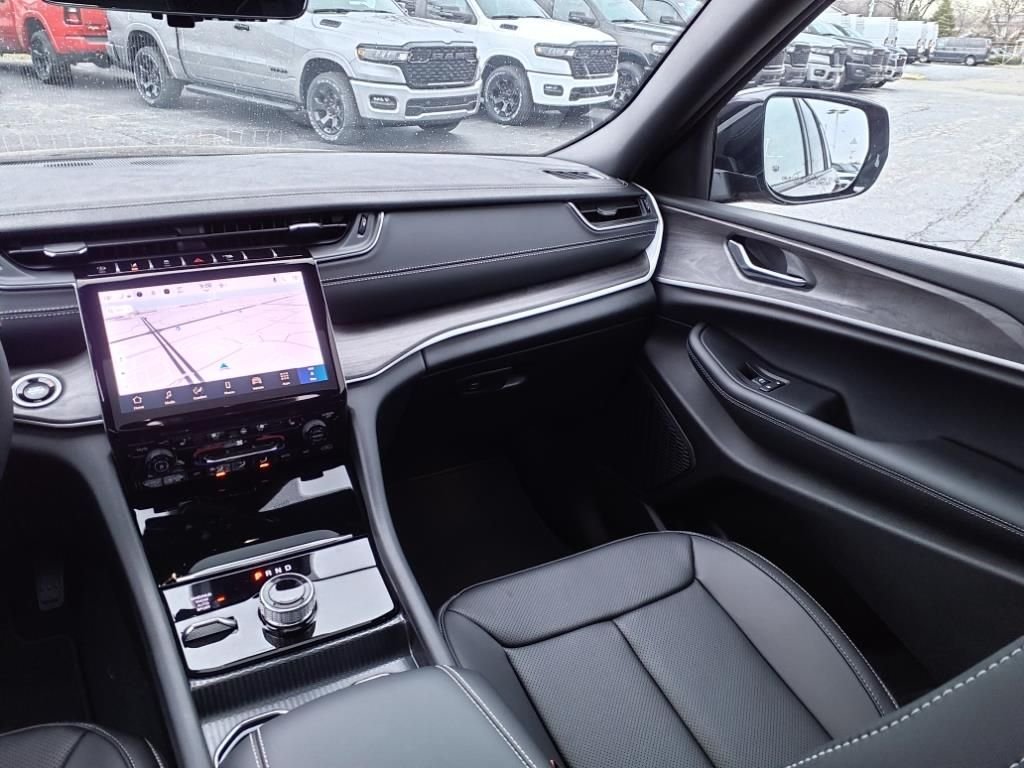 2025 Jeep Grand Cherokee Limited - Photo 15