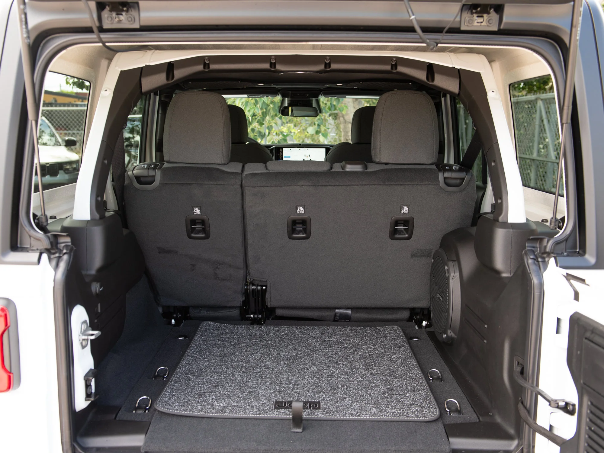 New 2026 White Jeep 85th Anniversary* image 25