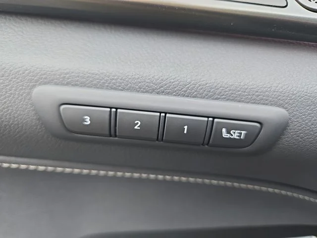 2026 Lexus NX 450h+ Luxury - Photo 11