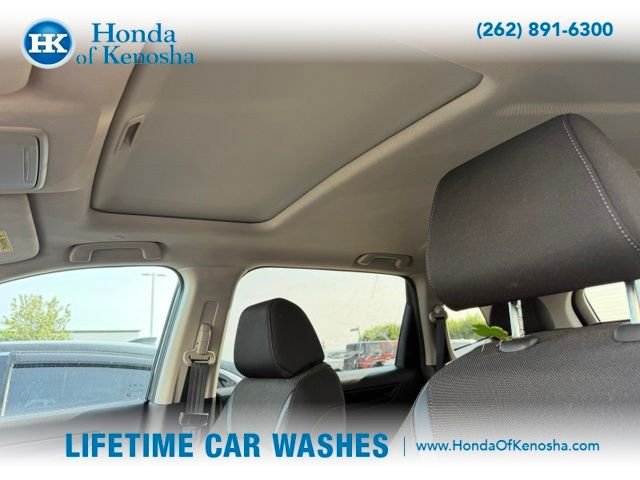 Used 2024  Honda EX image 6