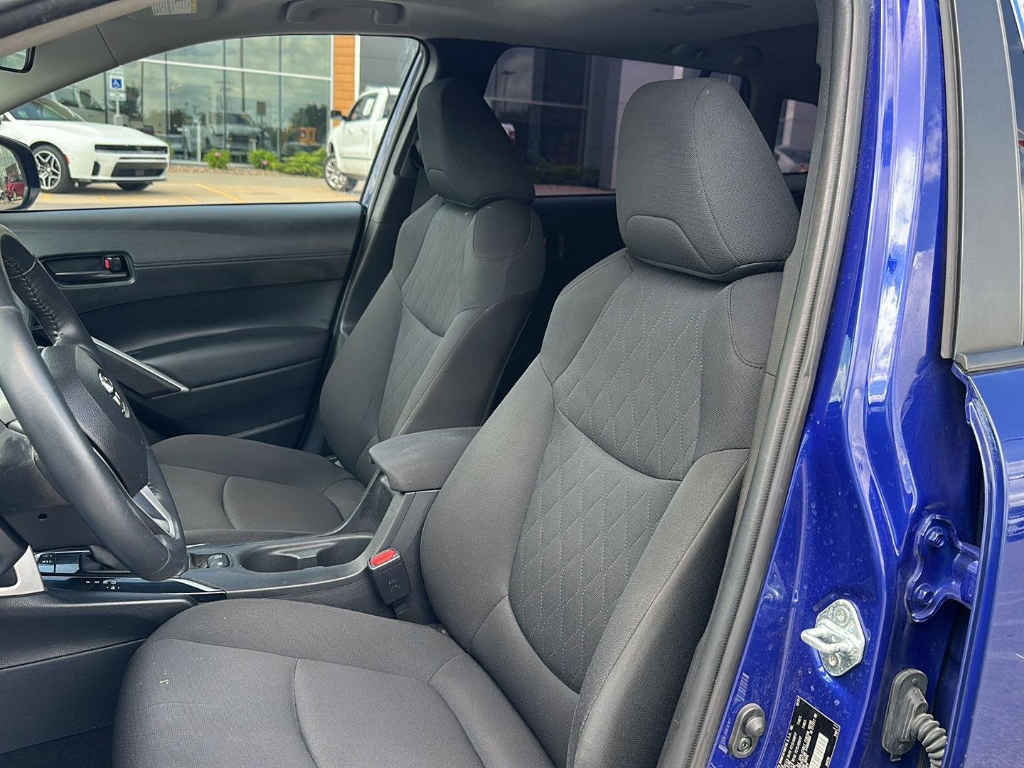 Used 2022 Blue Crush Metallic Toyota LE image 8