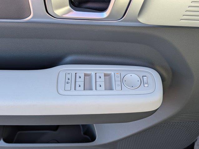 New 2026 Shimmering Silver Hyundai SE image 11