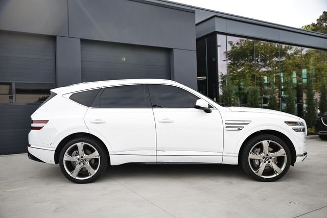 Used 2024 Alta White Genesis 3.5T Prestige image 4