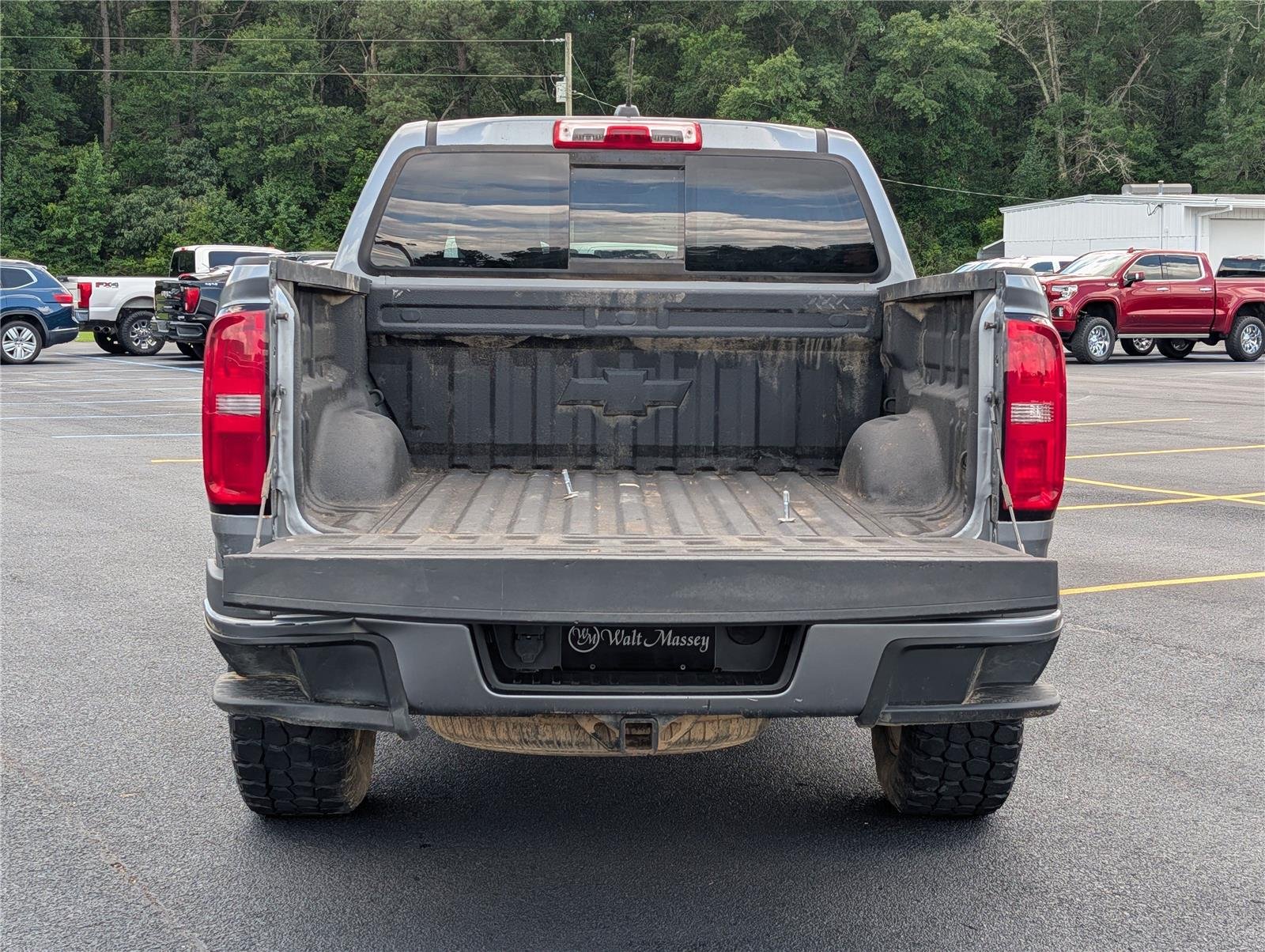 Used 2018 STERLING GRAY METALLIC Chevrolet 4WD Z71 image 5
