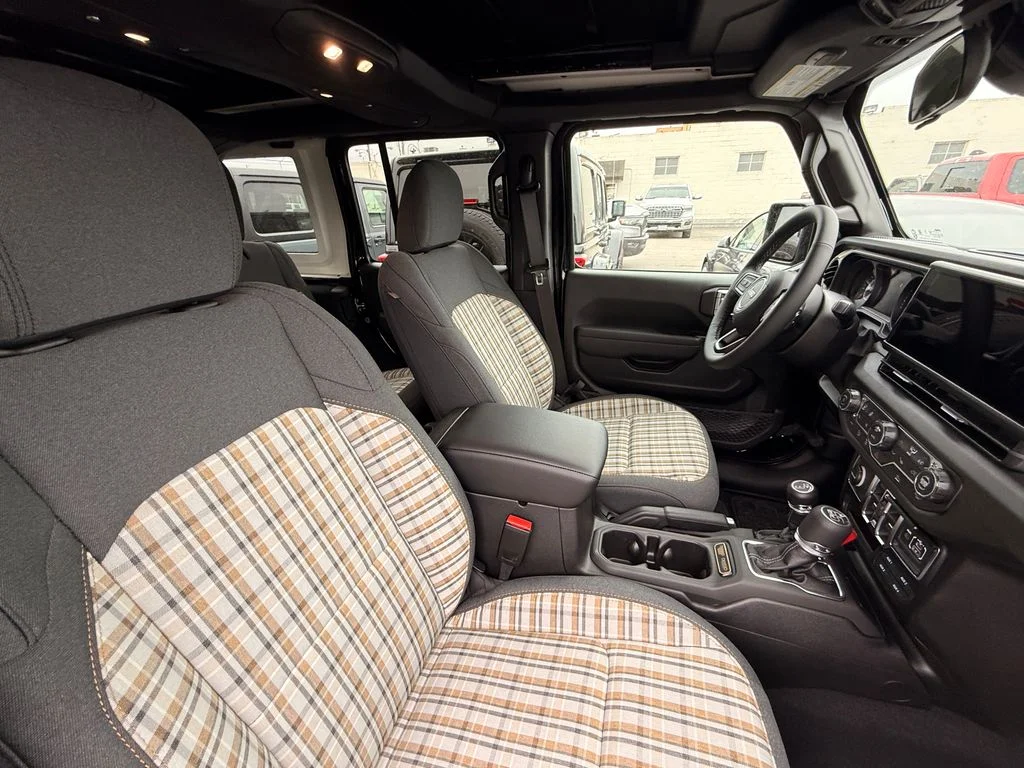 New 2026 Black Jeep 85th Anniversary Edition image 9