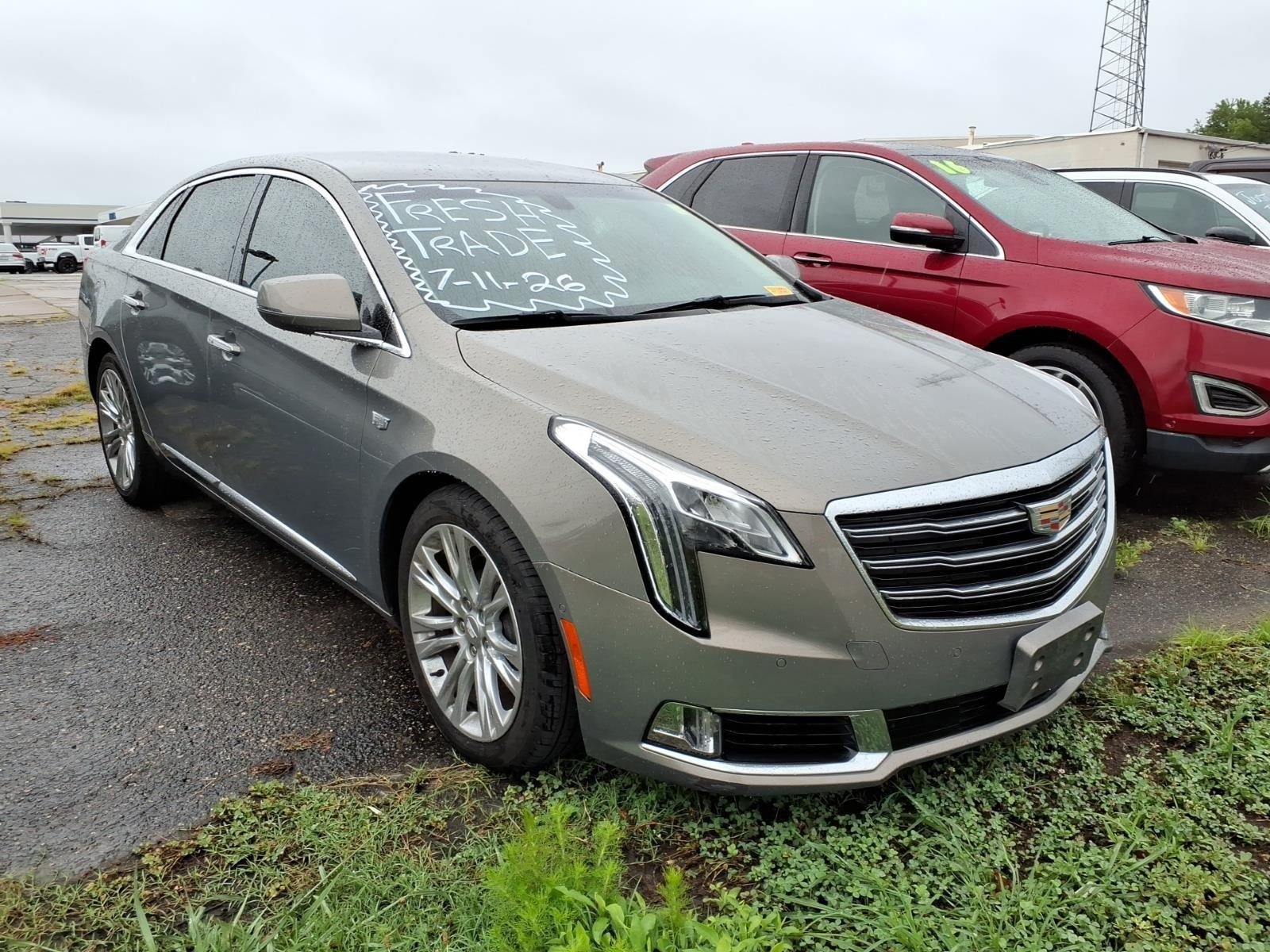 Used 2019 Bronze Dune Metallic Cadillac Luxury image 3