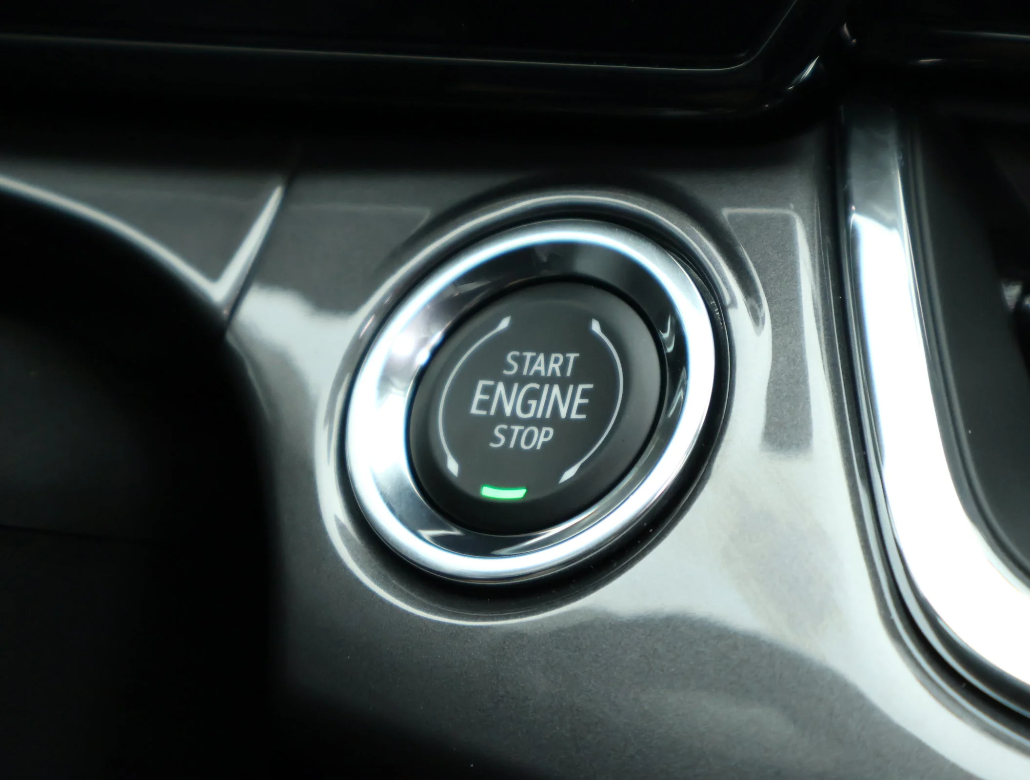 New 2026 Summit White Chevrolet ACTIV image 15