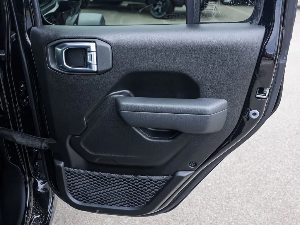 New 2026 Black Clear-Coat Exterior Paint Jeep Sport S image 18