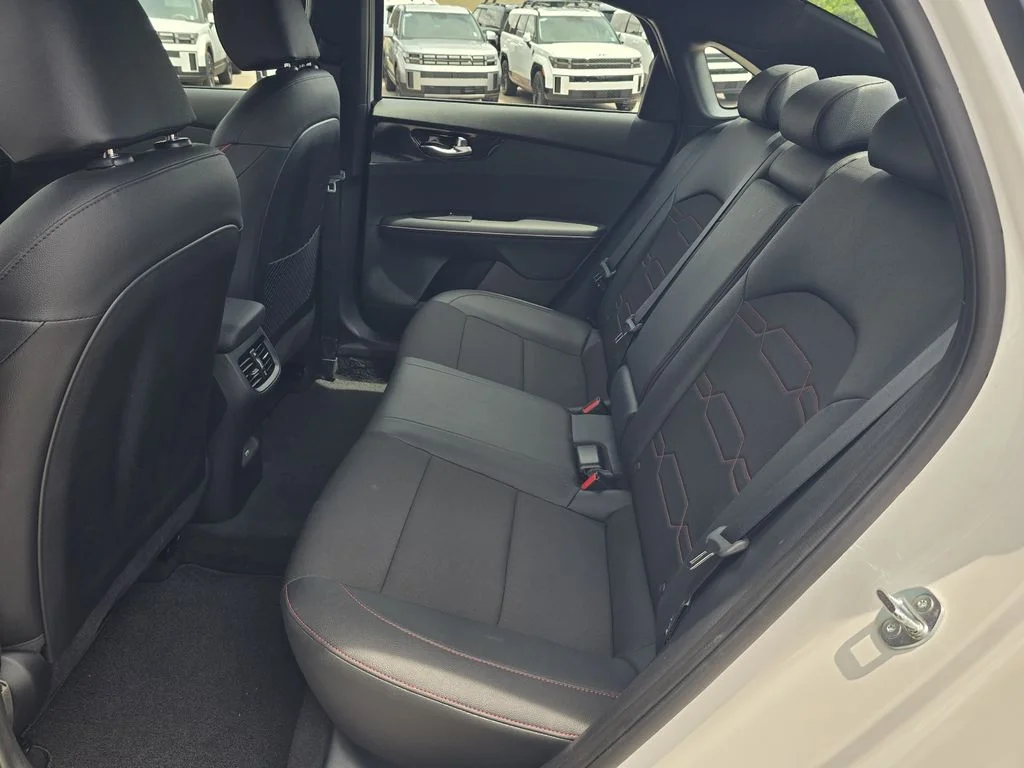 Used 2024 Snow White Pearl Kia GT image 10