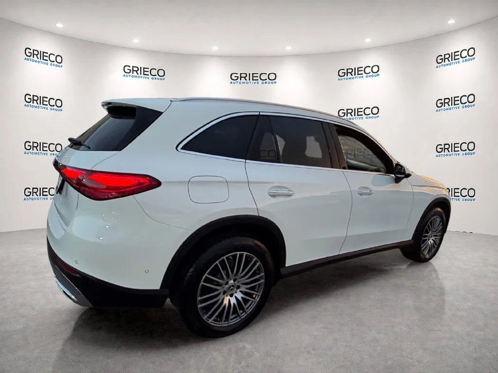 Used 2026 White Mercedes-Benz GLC 300 image 8