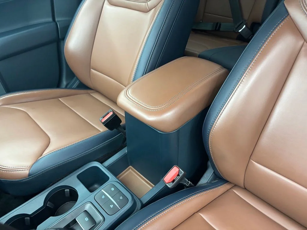 Used 2024 Gray Ford Lariat image 24