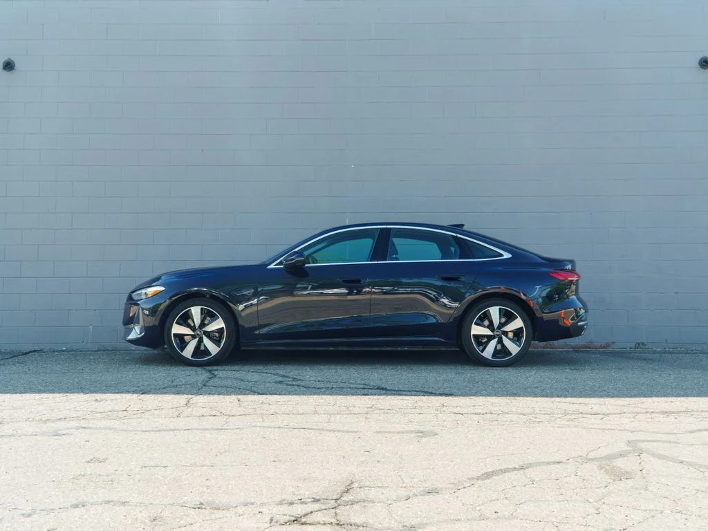 Used 2025 Blue Audi  image 2