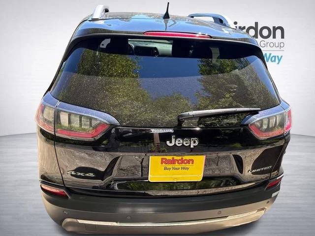 Used 2019 Diamond Black Crystal Pearlcoat Jeep Limited image 6