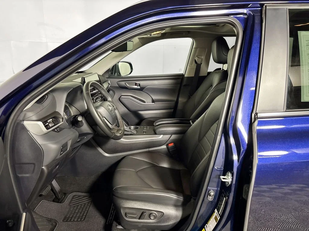 Used 2024 Blue Toyota XLE image 11