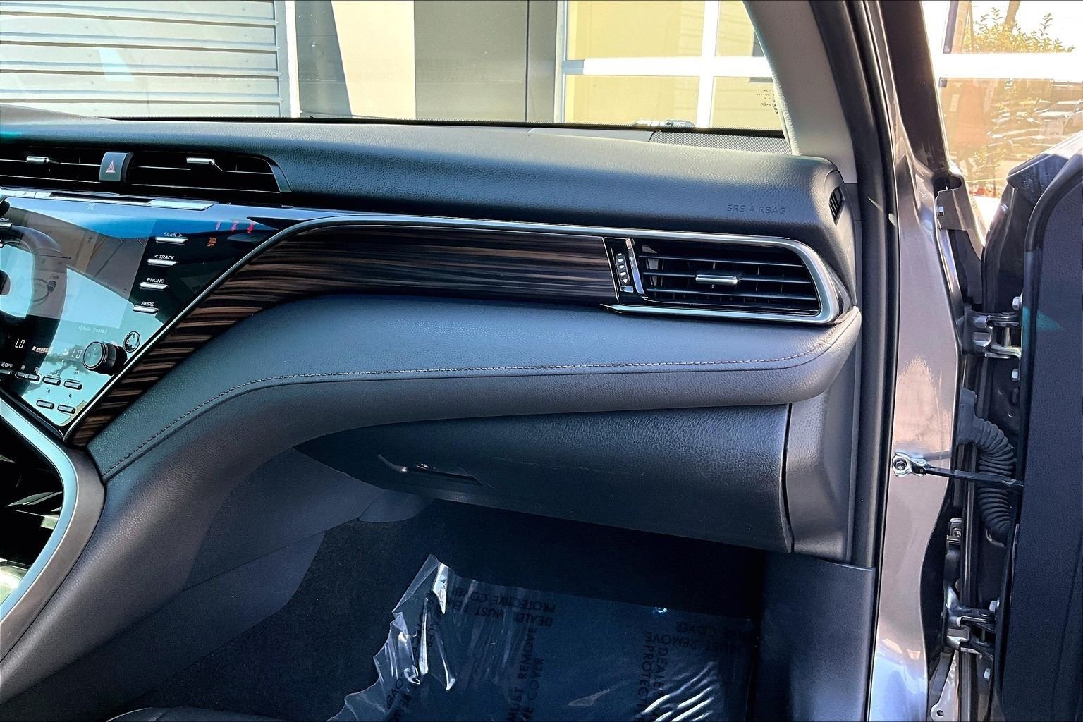 Used 2019 Gray Toyota XLE image 15