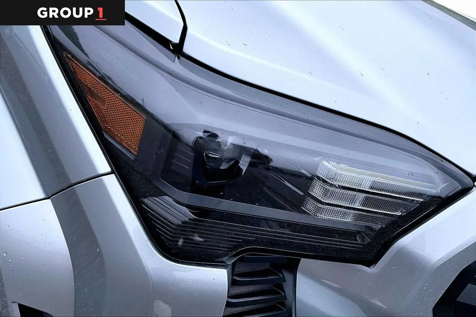 2025 Toyota Tacoma SR5 - Photo 27